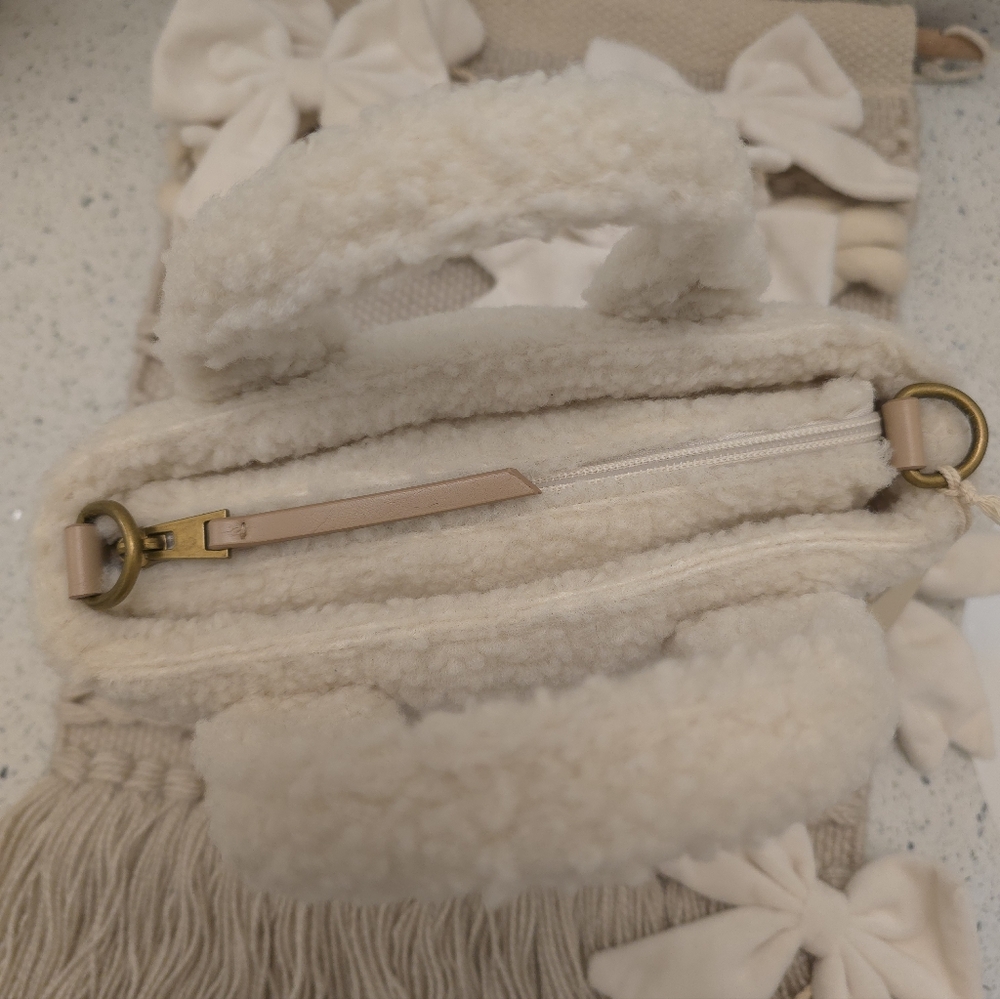 Sherpa Mini Tote - Picture 5 of 10